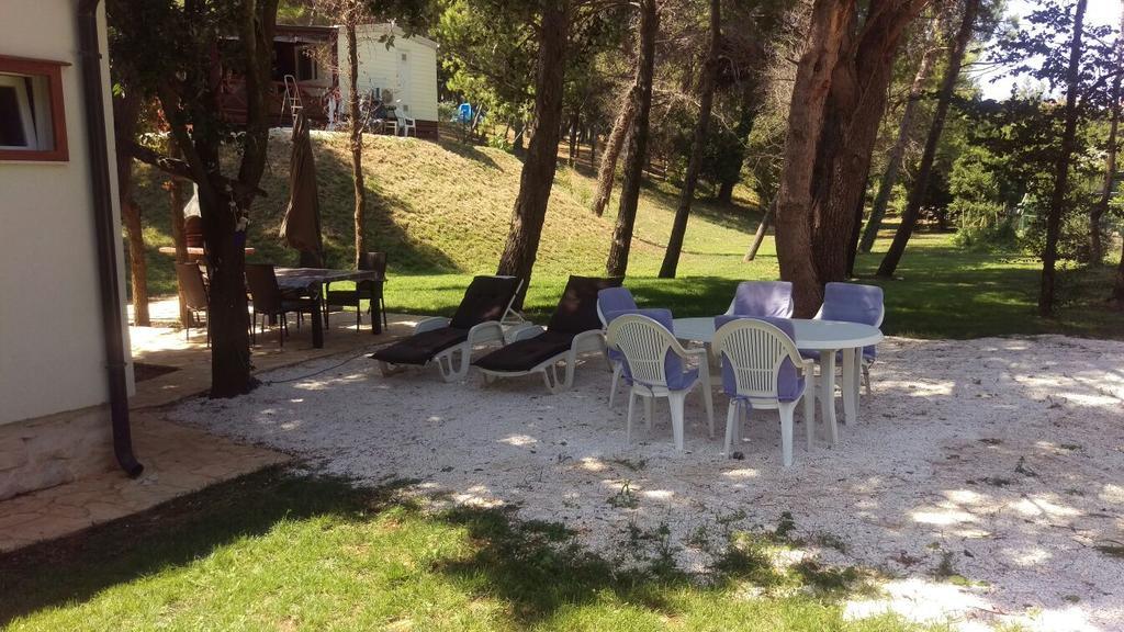 Ribarska Kuca Romana Premantura Bagian luar foto